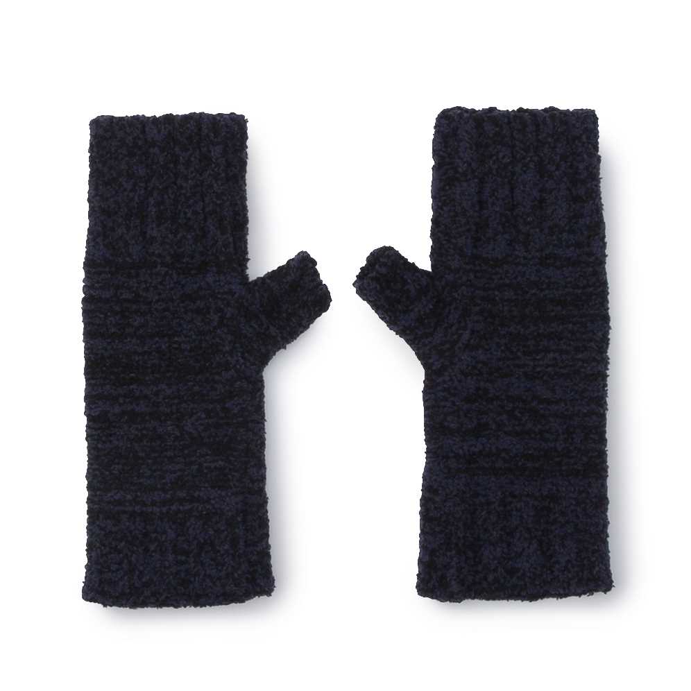 CABLE MITTEN
