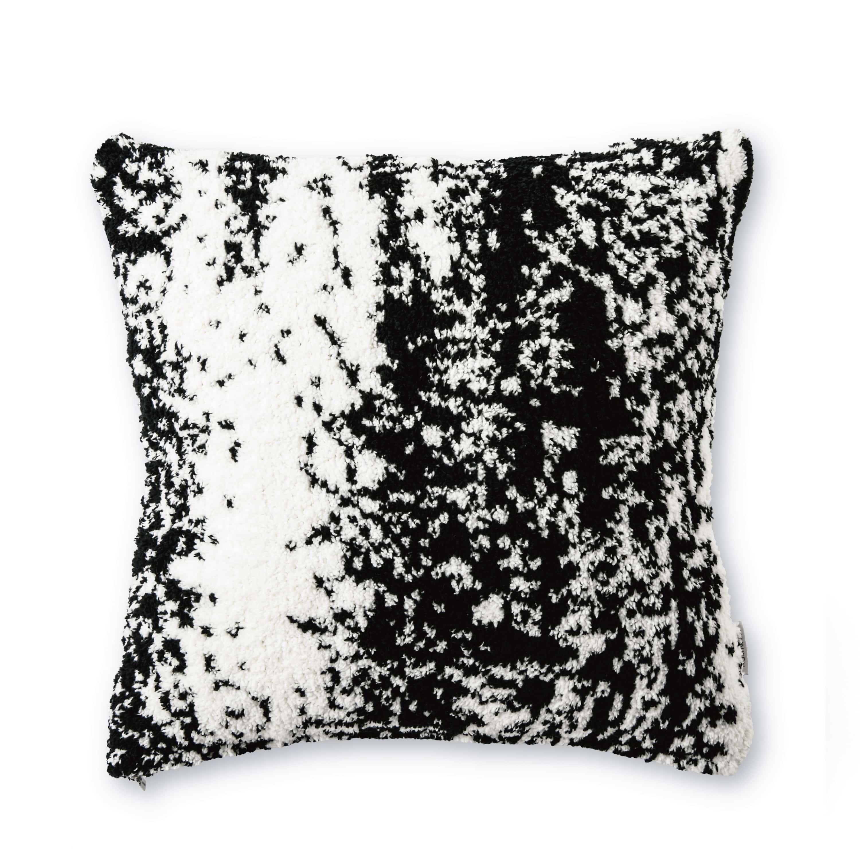 CUSHION COVER / BRUSH