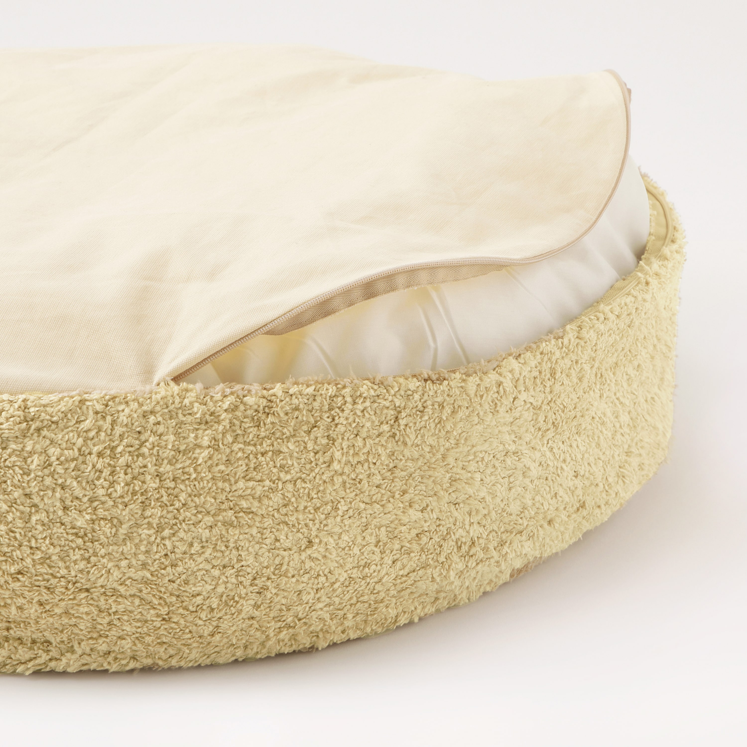 ROUND PILLOW