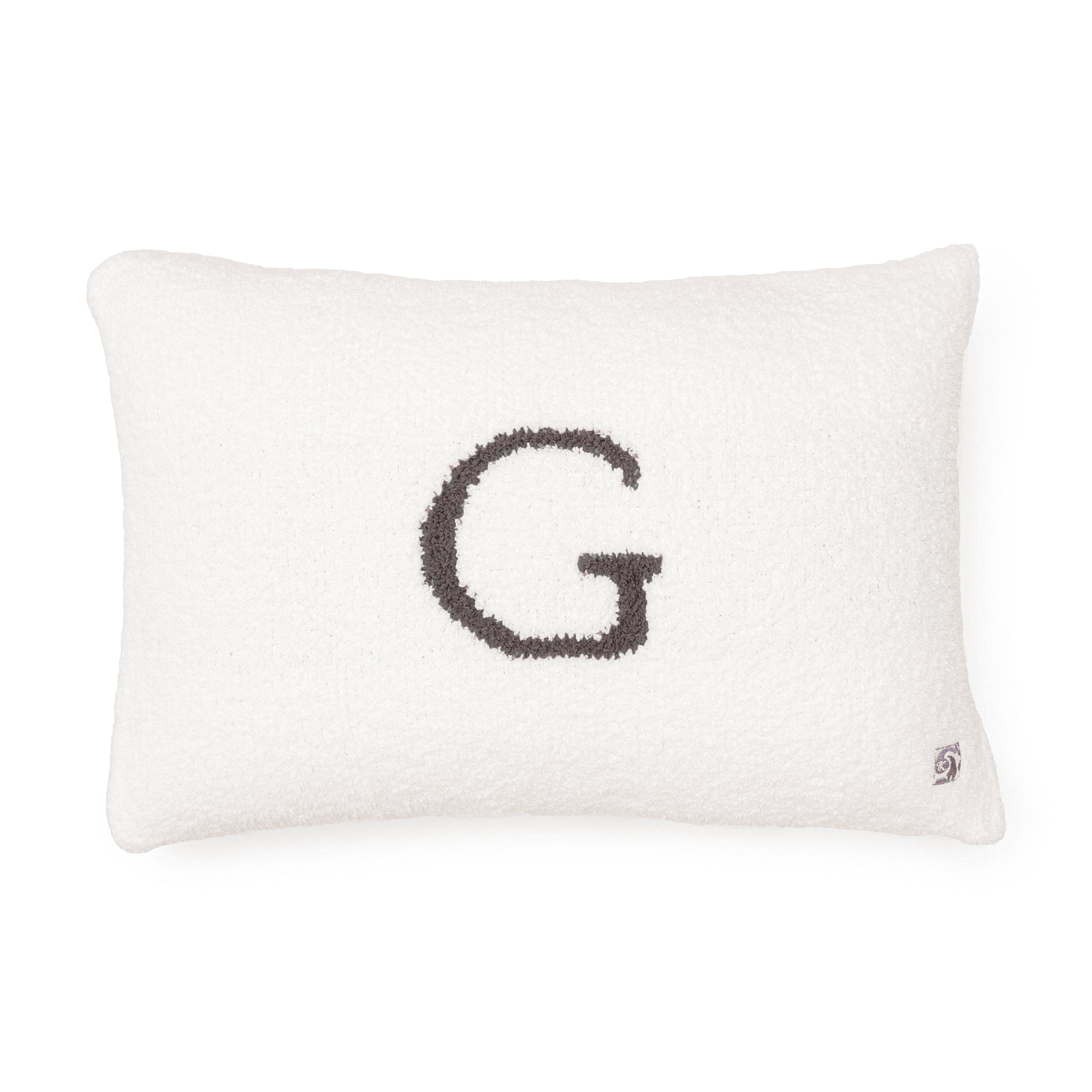PILLOW CASE / INITIAL